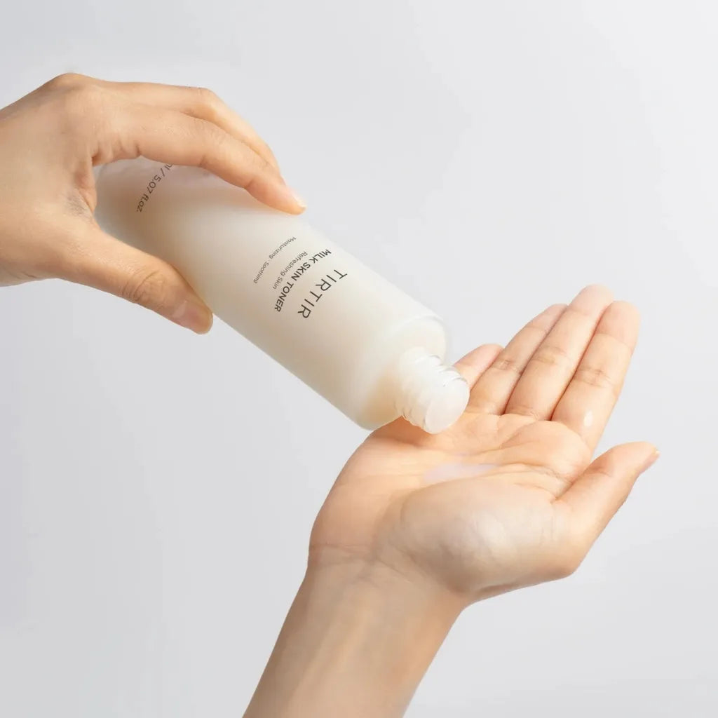 TIRTIR Milk Skin Toner 150ml - Tonique éclaircissant et hydratant - texture - - Kbeauty skincare coréenne Skinorea shop Paris France livraison rapide - yesstyle
