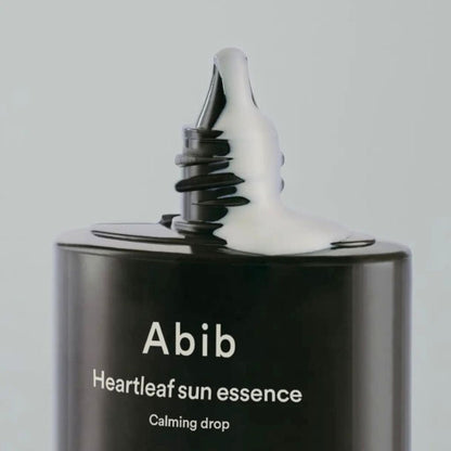 Abib Heartleaf sun essence Calming drop 50ml SPF50+ PA++++ - texture - Kbeauty Korean skincare Europe fast delivery - Skincare coréenne Skinorea shop Paris France livraison rapide - yesstyle