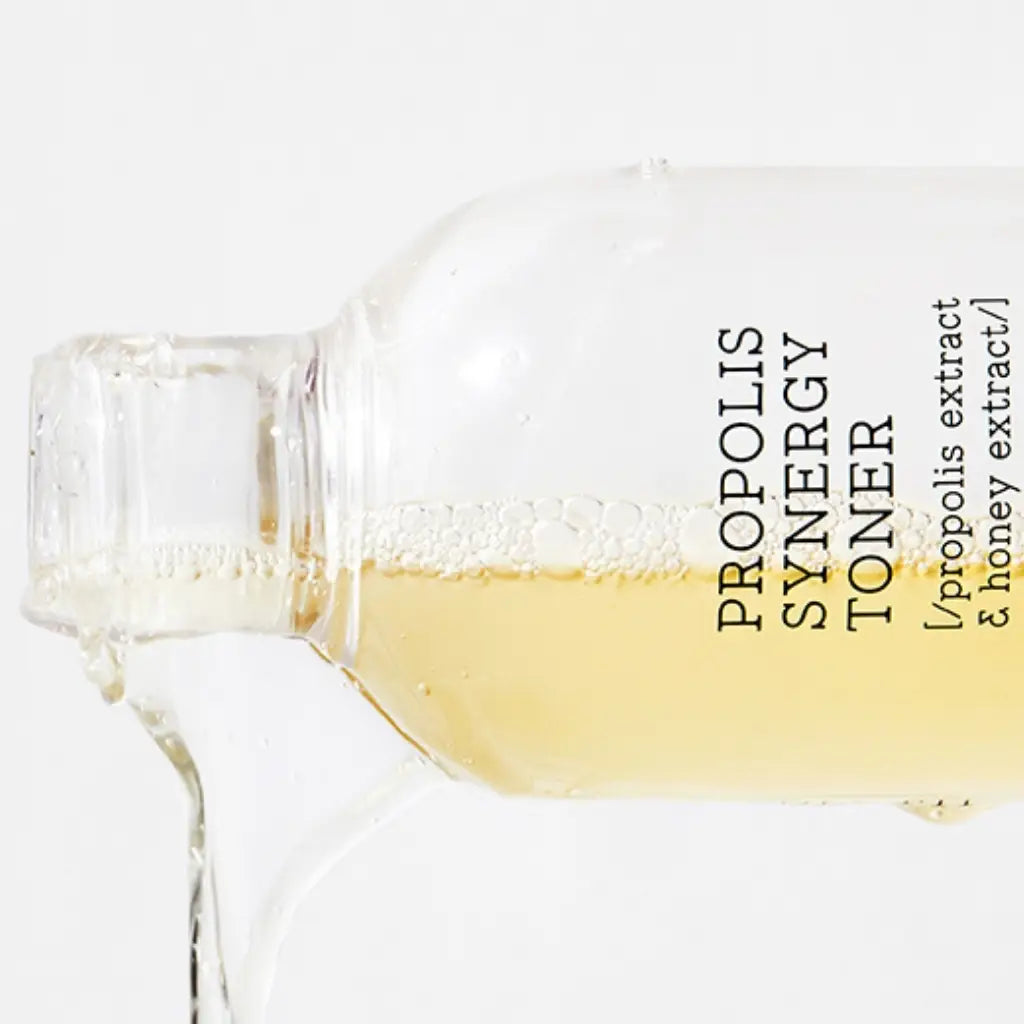 COSRX Full Fit Propolis Synergy Toner mini 50ml - Tonique à la propolis pour une peau éclatante - texture