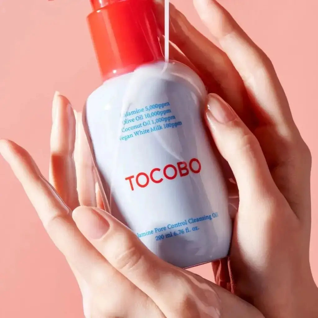 TOCOBO Calamine Pore Control Cleansing Oil 200ml - Huile nettoyante végan purifiant les pores - texture - Kbeauty Korean Skinorea shop Europe fast delivery - skincare coréenne Skinorea shop France Paris livraison rapide - yesstyle